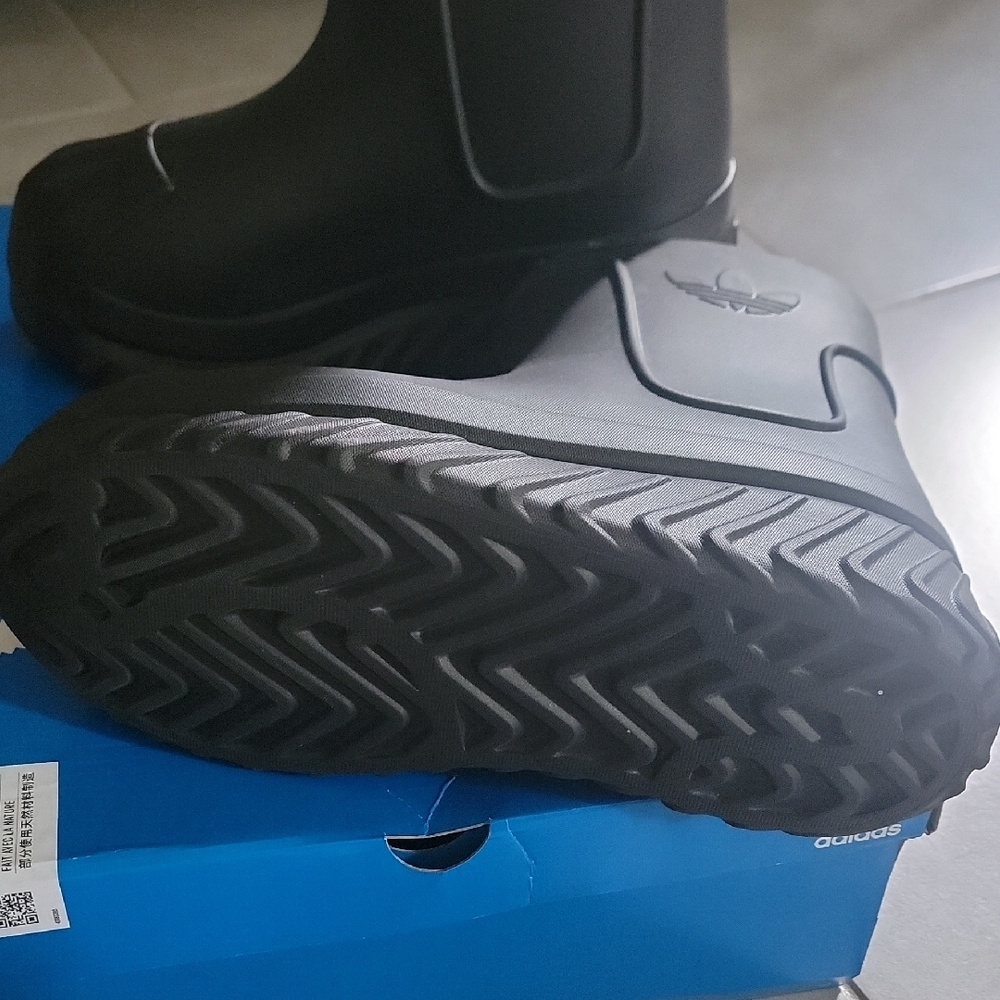 Adidas Adifoam Superstar Black Waterproof Boots - Picture 8 of 12